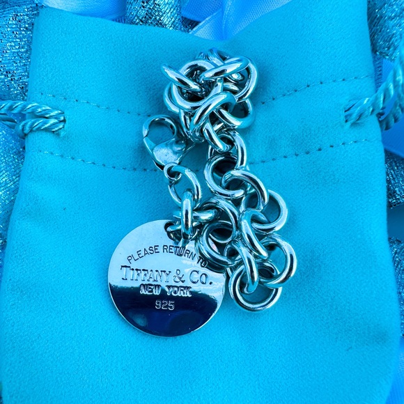 Tiffany and Co Return To Tiffany Bracelet - Picture 3 of 7